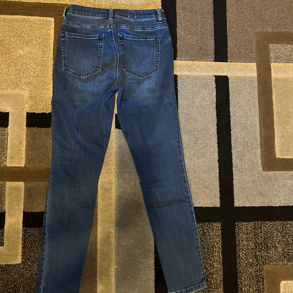 Garage(High Rise jeans) - Picture 2 of 4